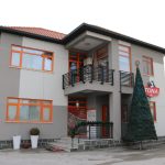 Tona (1)